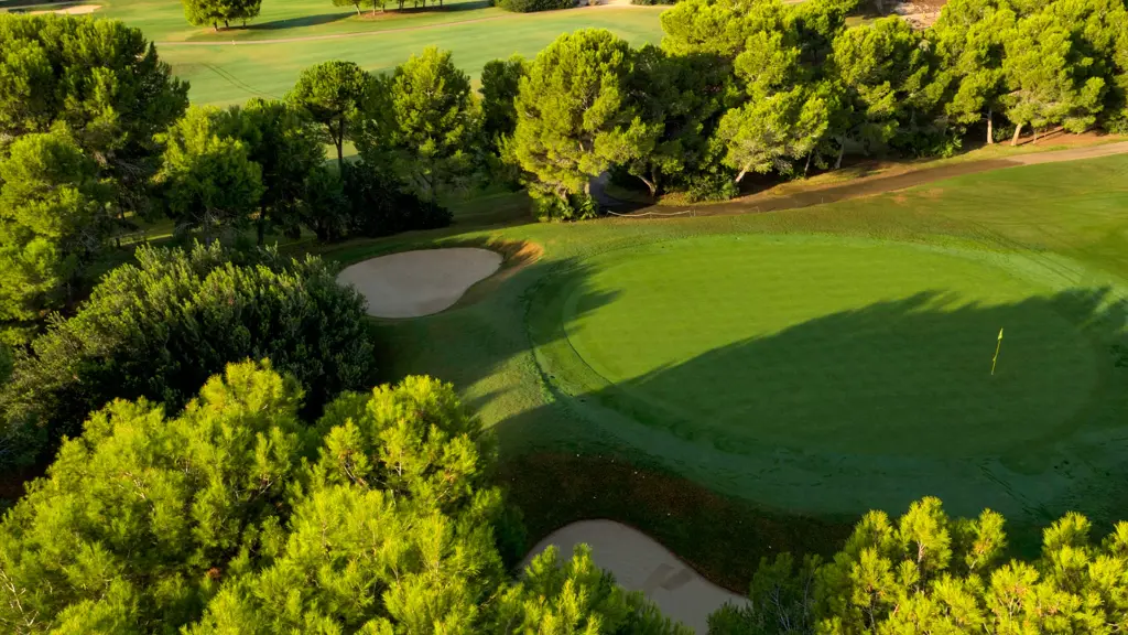 lo-romero-golf-6.webp
