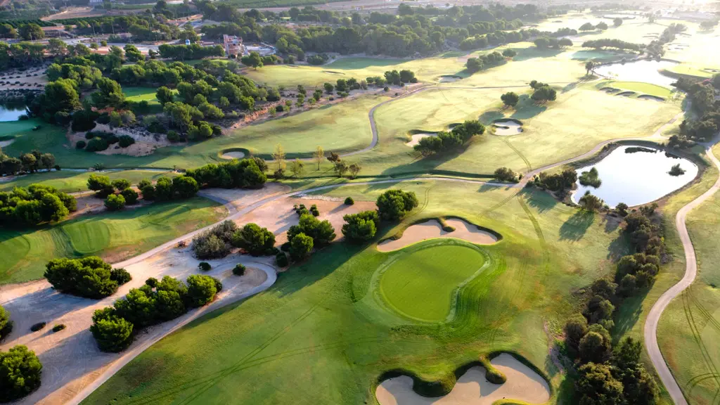 lo-romero-golf-13.webp