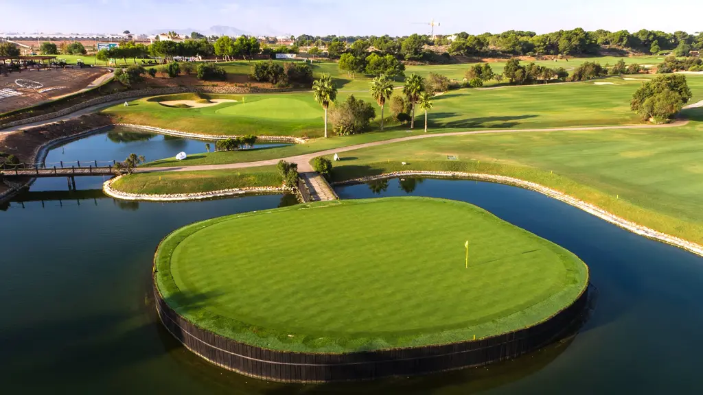 lo-romero-golf-9.webp
