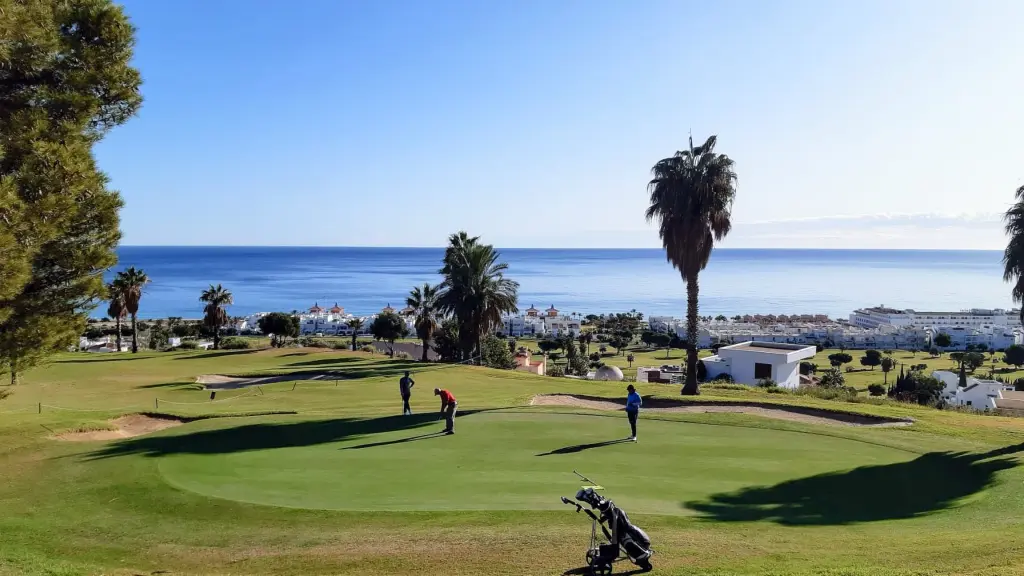 club-marina-golf-11.webp