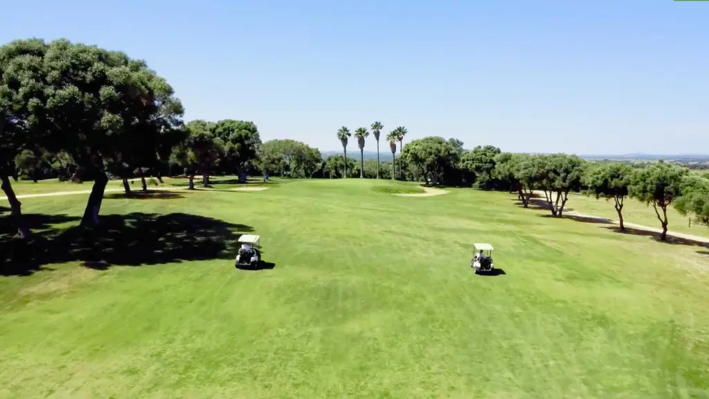 dehesa-montemedio-golf-18.webp