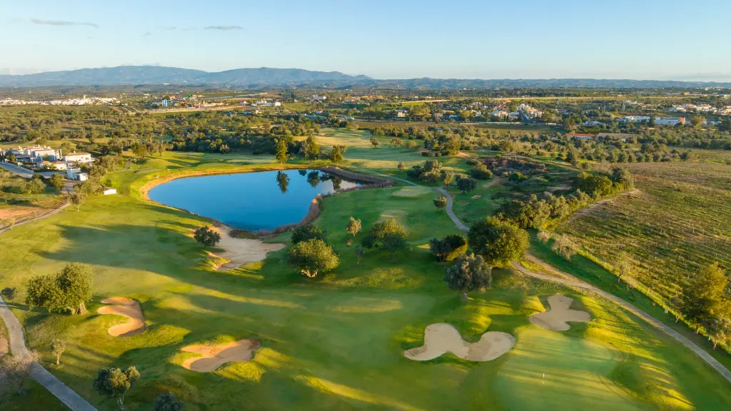 Vale-pinta-golf-20.webp