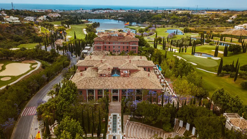 antara-villa-padierna-40.webp