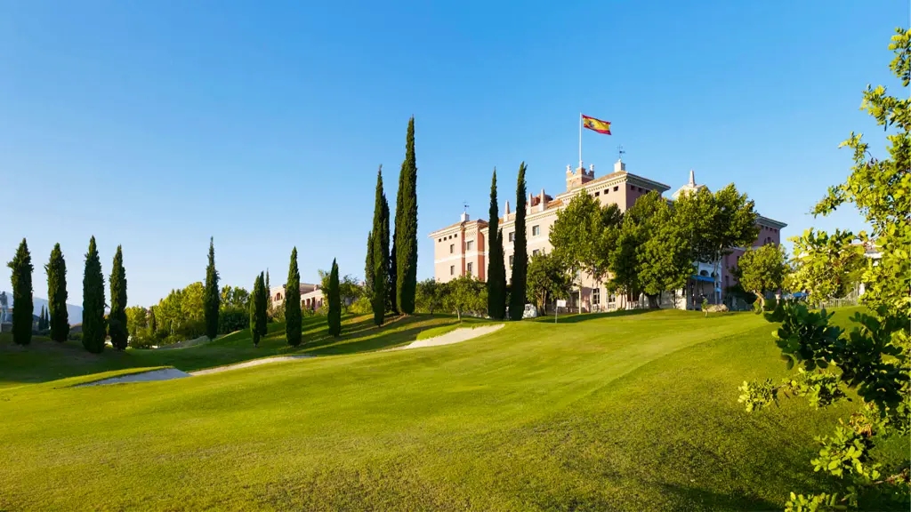 antara-villa-padierna-6.webp