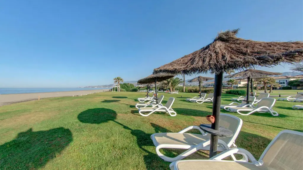 impressive-playa-granada-27.webp