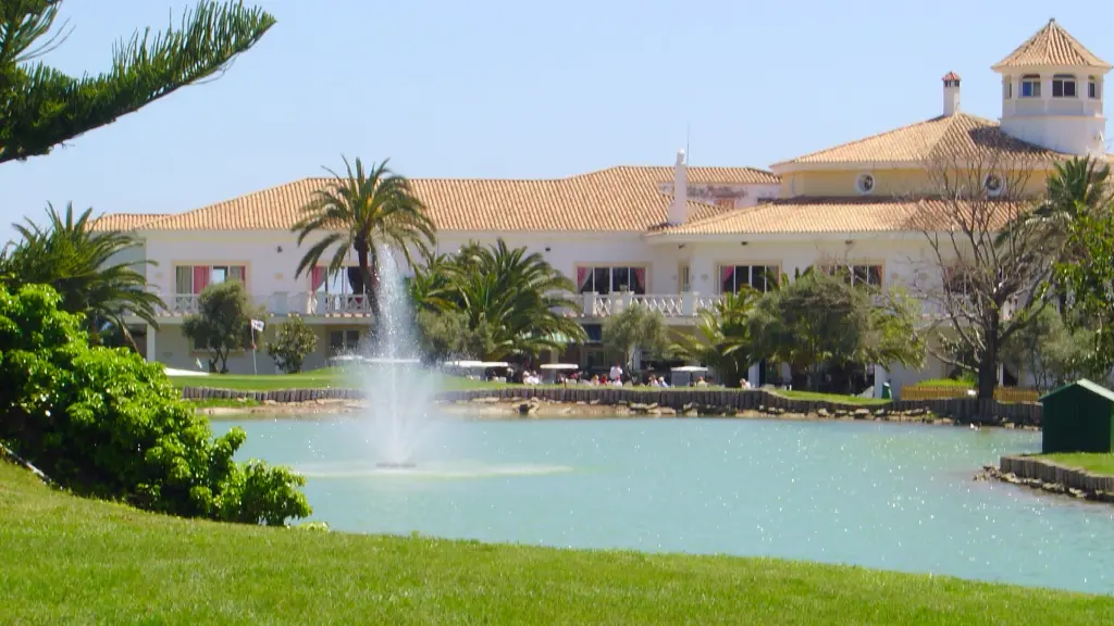 duquesa-golf-club-3.webp