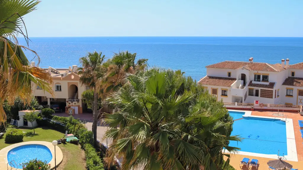 Ramada-residences-costa-sol-33.webp