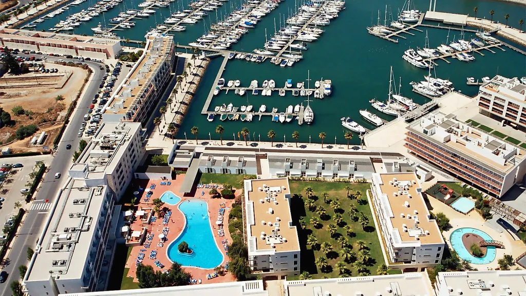 Marina-club-Largos-11.webp