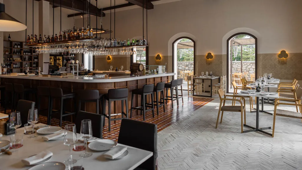 La-Zambra-Resort-4.webp