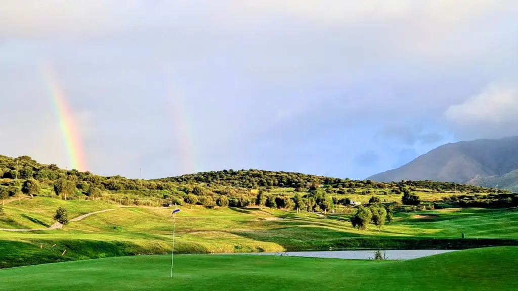 azata-golf-6.webp