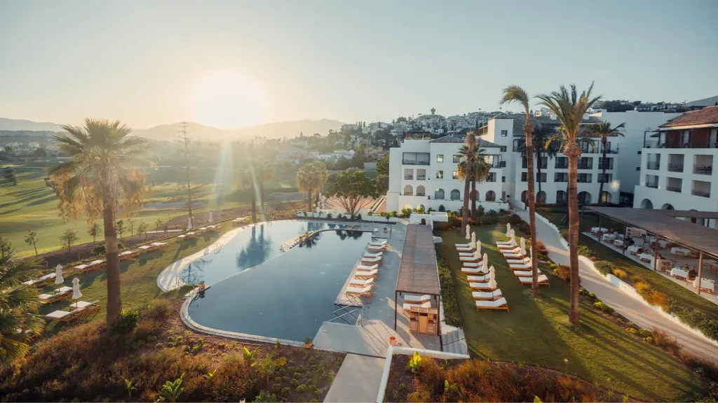 La Zambra Resort